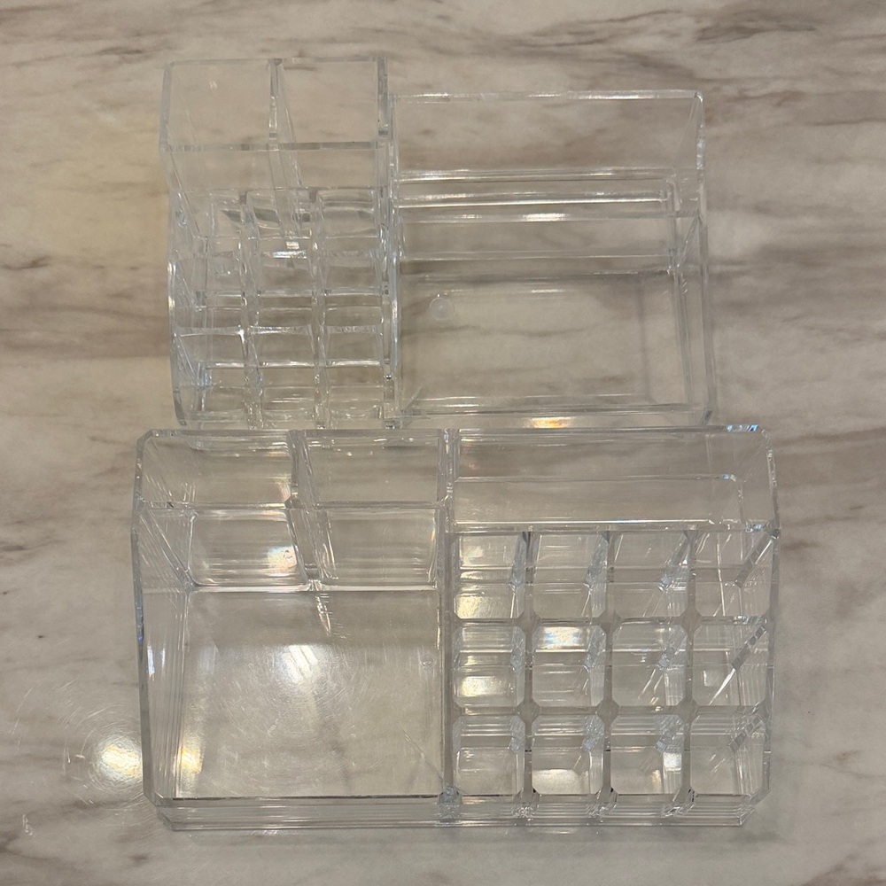 2x Clear Acrylic Makeup Organizer